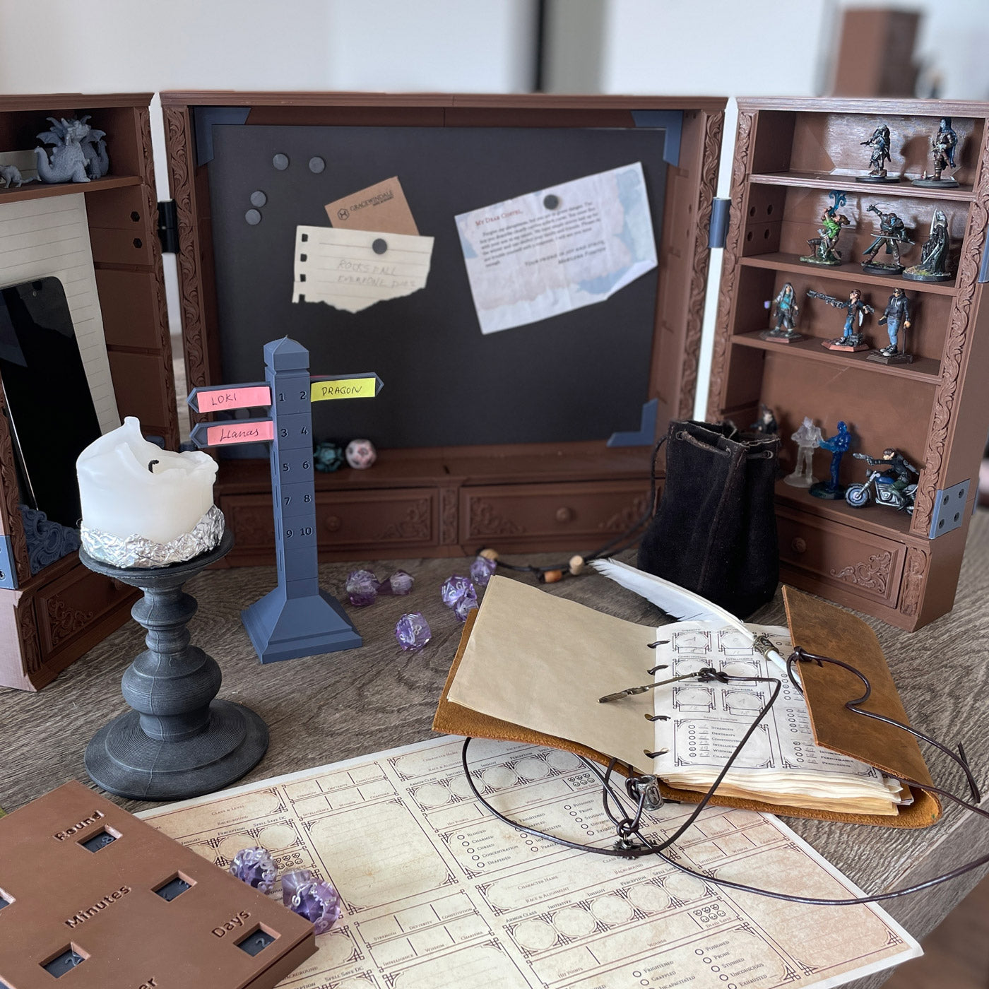 Miniature Display / Small DM Screen